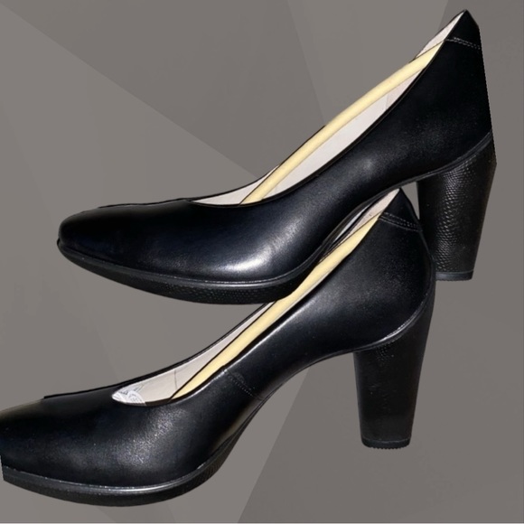 ECCO SCULPTURED 75 CLASSIC BLACK NOIR LEATHER 4” PUMP •SIZE:10/10.5 •WOMENS •NEW - Picture 2 of 13